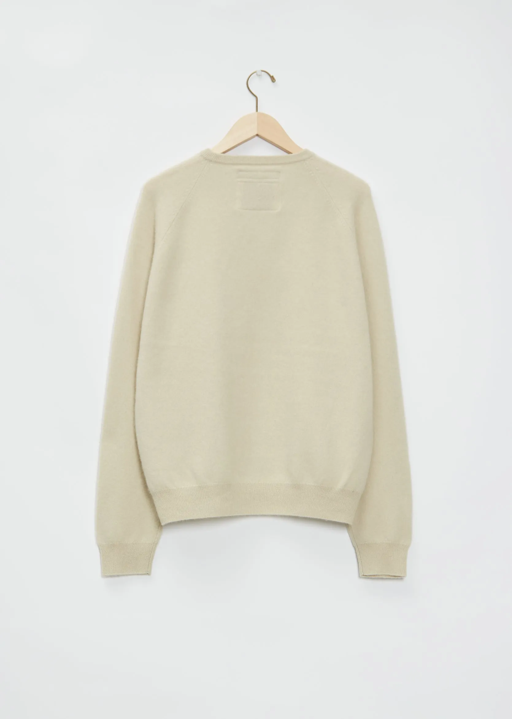 Boyfriend R-Neck Cashmere Sweater — Chalk