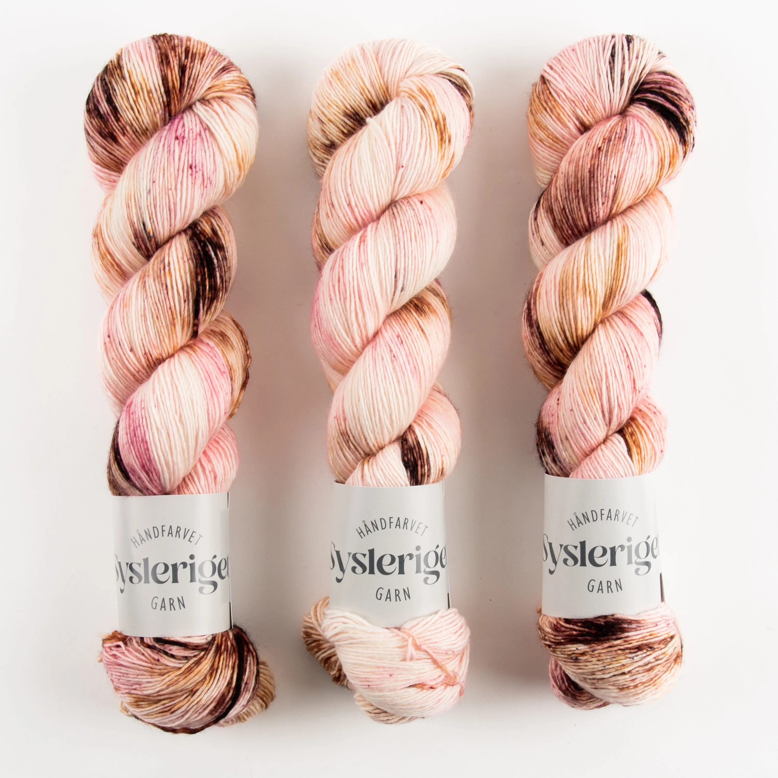SYSLERIGET SINGLES - CHERRY BLOSSOM